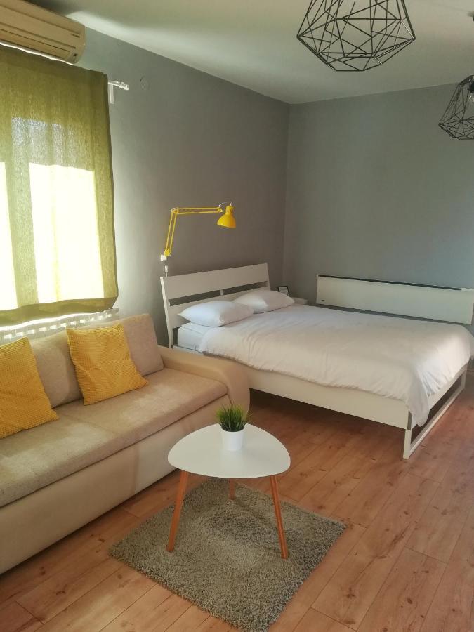 Jimmy Apartments Пула Экстерьер фото
